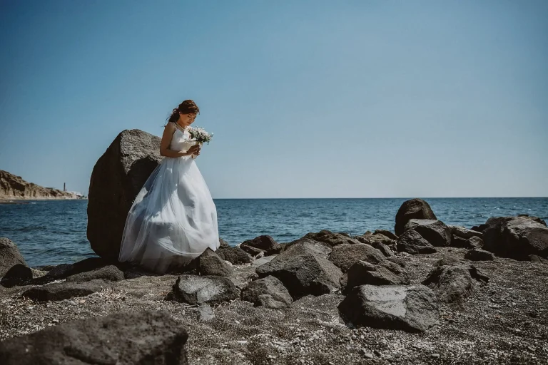 Elopement Santorini wedding photographer